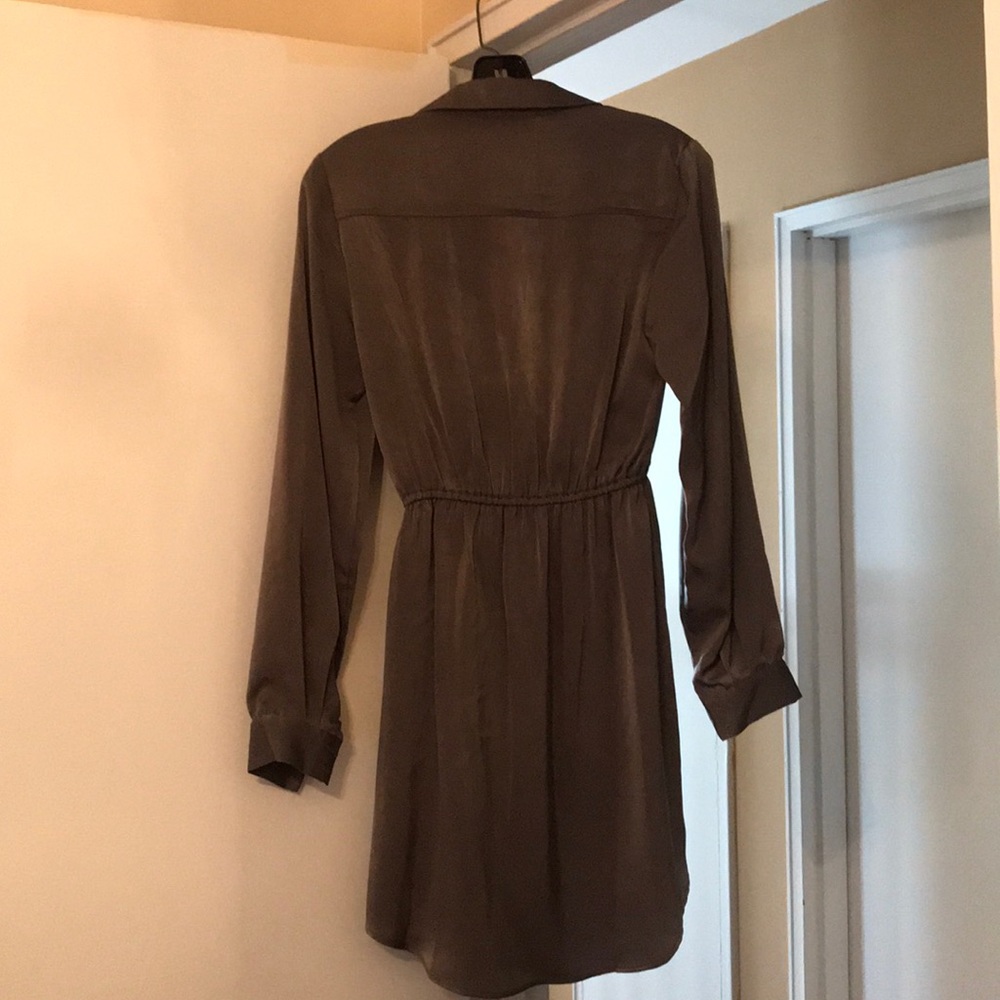 Dress - Picture 3 of 5
